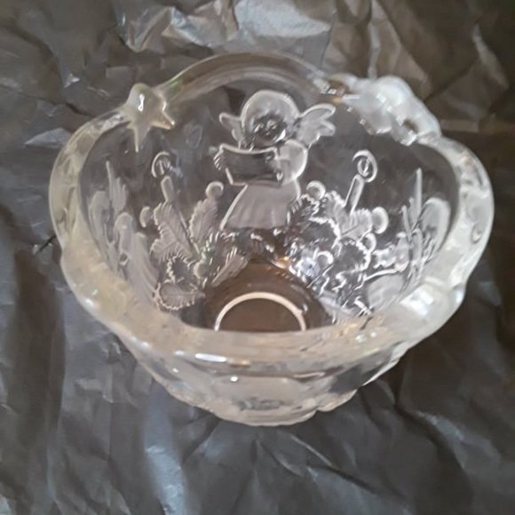 MIKASA CHRISTMAS ANGELS - VIOLIN & CHORUS FROSTED GLASS VOTIVE OR TRINKET BOWL - Picture 4 of 5